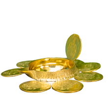 Load image into Gallery viewer, Mavasiva Lakshmi Kubera Coin vilakku Brass
