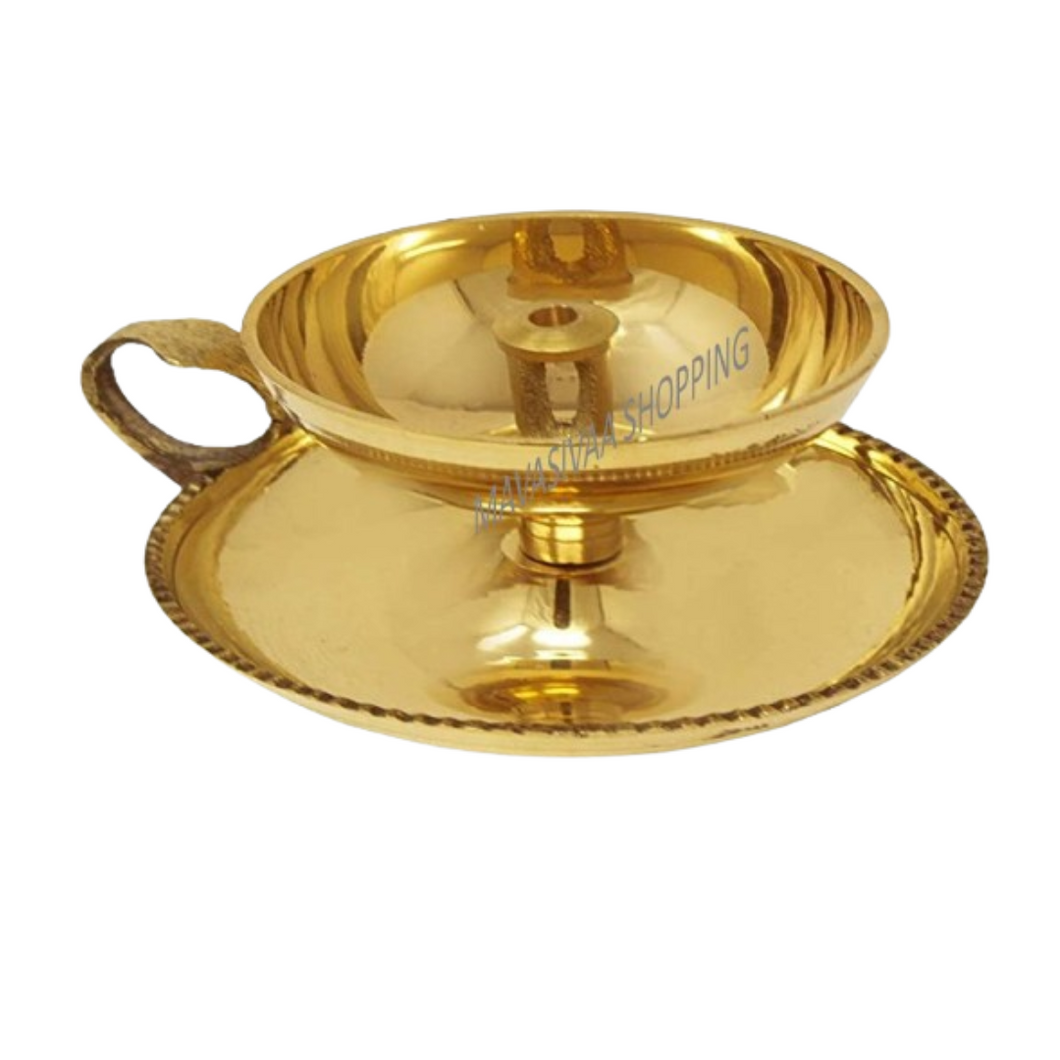 Mavasiva Handcrafted Brass Oil Lamp Traditional Diya with Finger Holder Diwali Decoration Brass Table Diya for Home Decor Gold Brass Table Diya