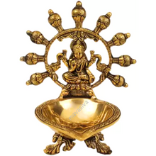 Load image into Gallery viewer, Mavasiva Gajalakshmi Brass Vilakku Lamp மவசிவ கஜலக்ஷ்மி விளக்கு
